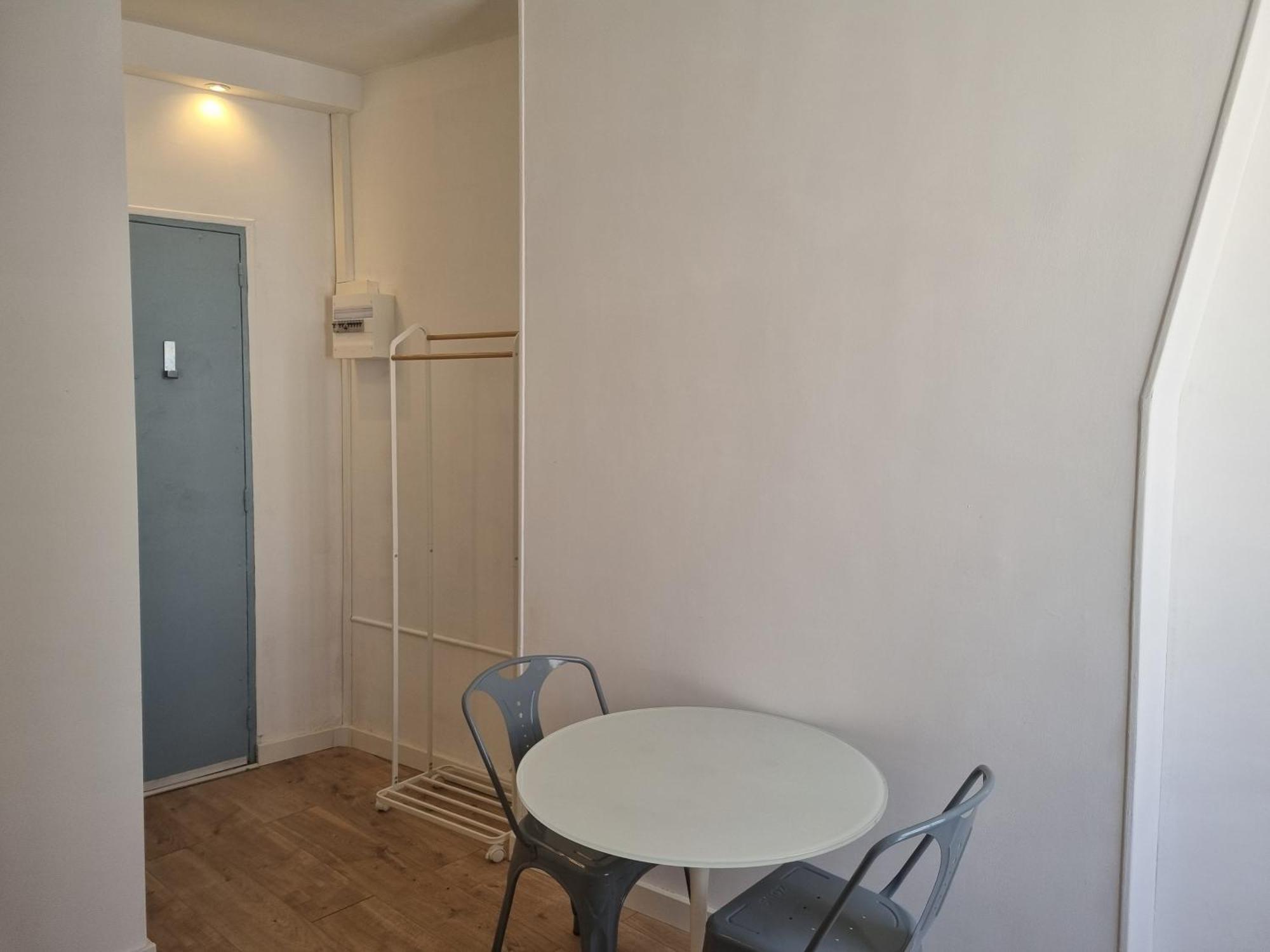 Privée - Vue Tour Eiffel Bed & Breakfast